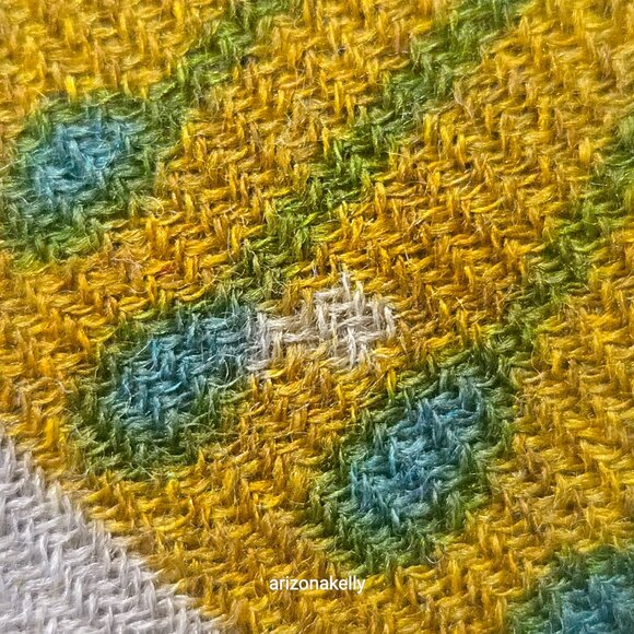 NWOT Cashmere Scarf Retro Scandinavian Design - Picture 14 of 14